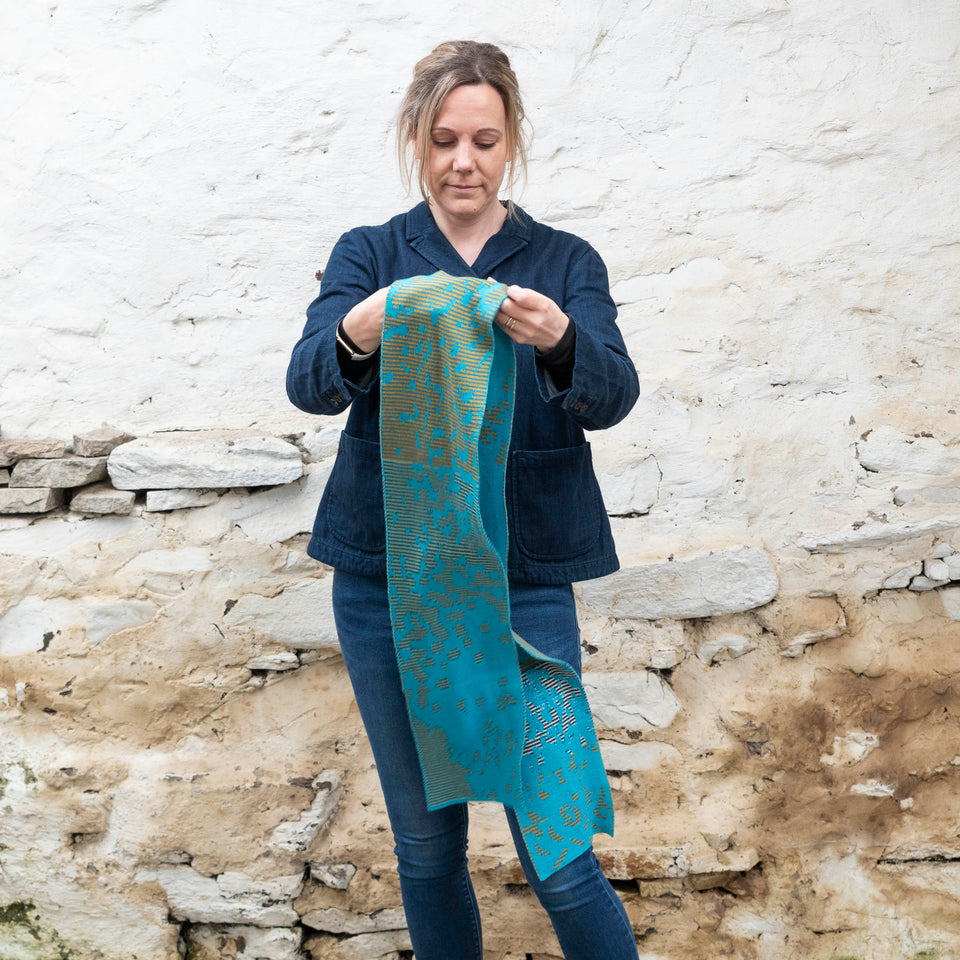 marlet strippit scarf