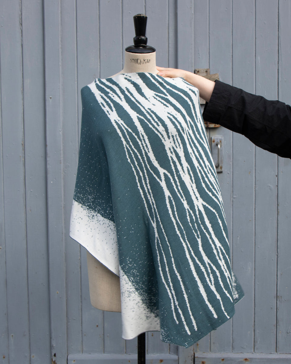 shoormal cape